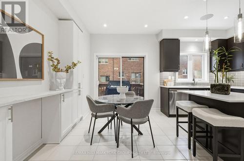 104 Gordon Circle, Newmarket, ON - Indoor With Fireplace