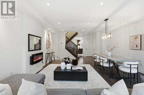 104 Gordon Circle, Newmarket, ON - Indoor
