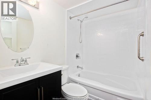 6227 Thornberry Unit# 258, Windsor, ON - Indoor Photo Showing Bathroom