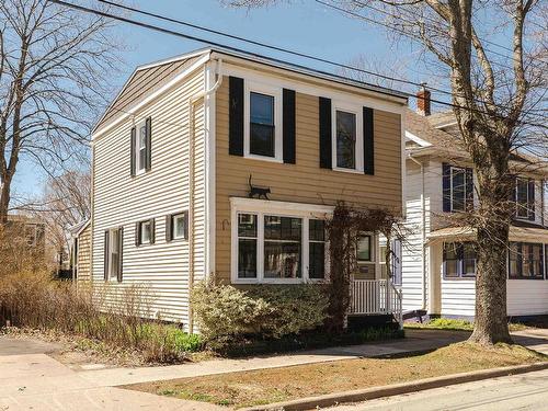 1808 Chestnut Street, Halifax, NS 
