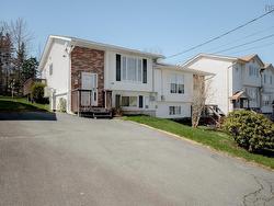 23 Sunnyvale Court  Sackville, NS B4E 2T2