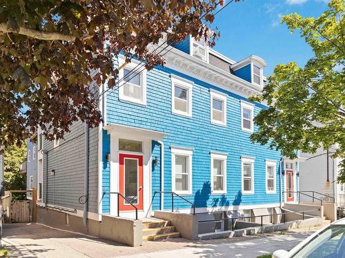 104 5389 Victoria Road  Halifax, NS B3H 1M4