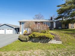 81 Flamingo Drive  Rockingham, NS B3M 1T2