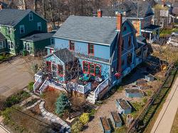 82 Weymouth Street Charlottetown, PE C1A 4Y8