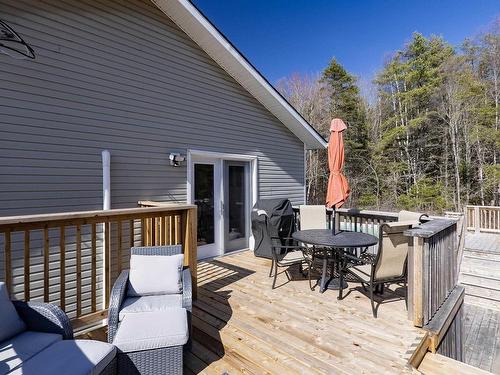 18372 Highway 2, Fenwick, NS 