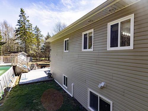 18372 Highway 2, Fenwick, NS 