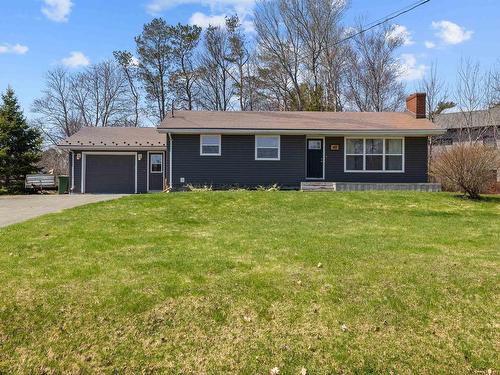 45 Kirkcaldy Drive  Charlottetown, PE C1E 1G7