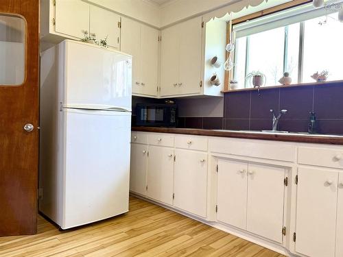 6 Durley Street, Amherst, NS 