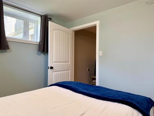 6 Durley Street, Amherst, NS 