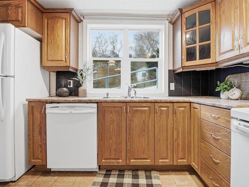 9 Maplewood Drive, Halifax, NS 