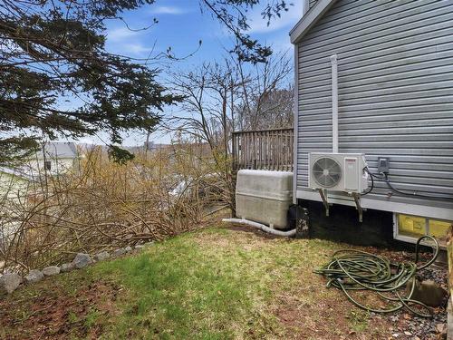 9 Maplewood Drive, Halifax, NS 