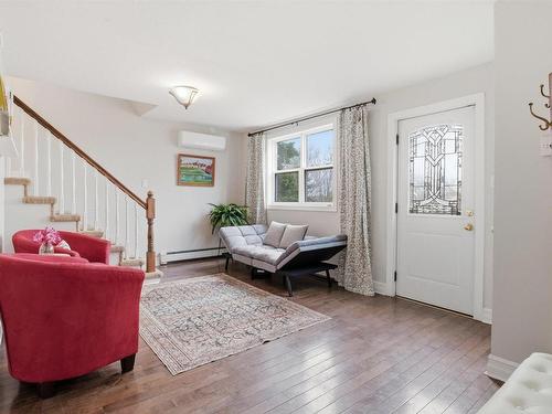 9 Maplewood Drive, Halifax, NS 