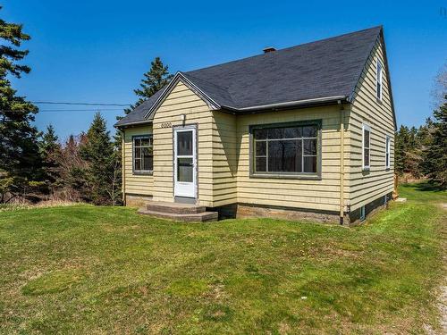 6000 Highway 1, Mavillette, NS 