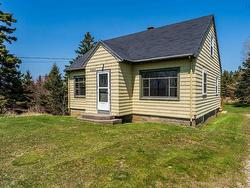 6000 Highway 1 Mavillette, NS B5A 5B3