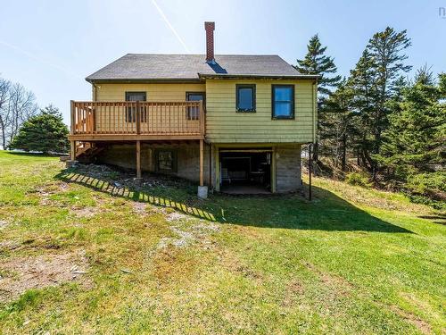 6000 Highway 1, Mavillette, NS 