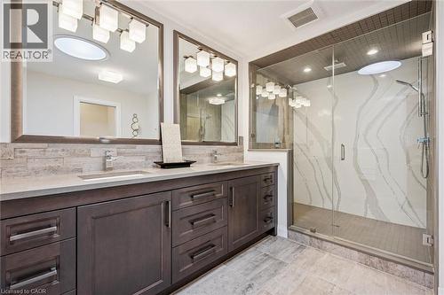 254 Gosling Gardens Unit# 20, Guelph, ON - Indoor Photo Showing Bathroom