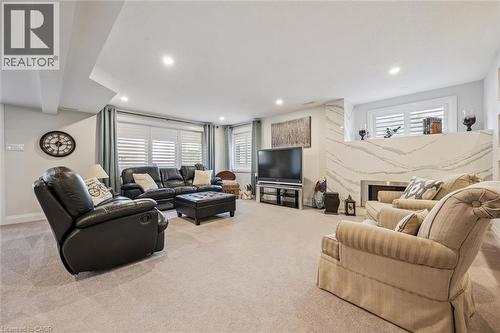 254 Gosling Gardens Unit# 20, Guelph, ON - Indoor Photo Showing Other Room