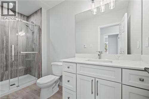 1180 Union Street, Kitchener, ON - Indoor Photo Showing Bathroom