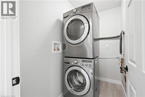 1180 Union Street, Kitchener, ON - Indoor Photo Showing Laundry Room
