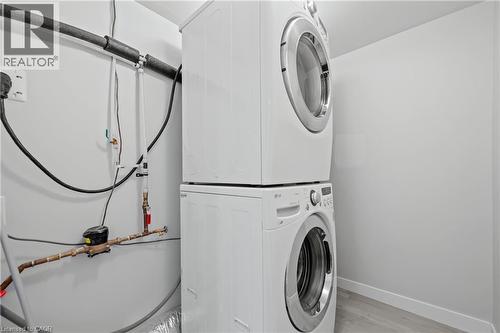 1180 Union Street, Kitchener, ON - Indoor Photo Showing Laundry Room