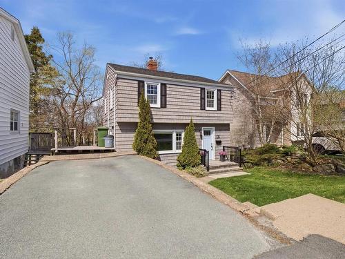 27 Springvale Avenue, Halifax, NS 