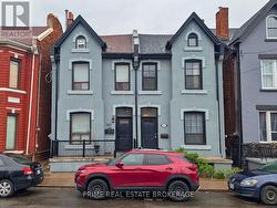 203 JOHN STREET N  Hamilton (Beasley), ON L8L 4P4