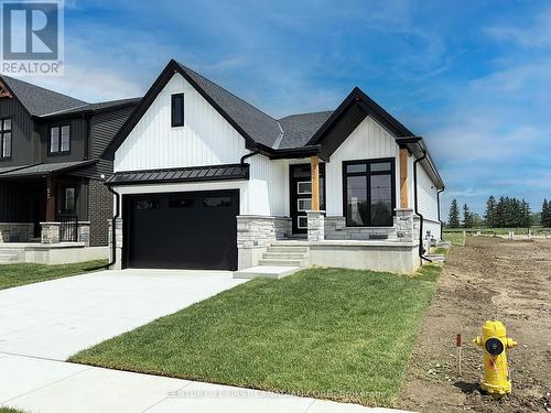 7 Postma Crescent, North Middlesex (Ailsa Craig), ON - Outdoor With Facade