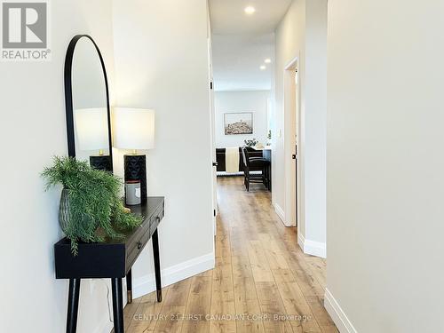 7 Postma Crescent, North Middlesex (Ailsa Craig), ON - Indoor Photo Showing Other Room