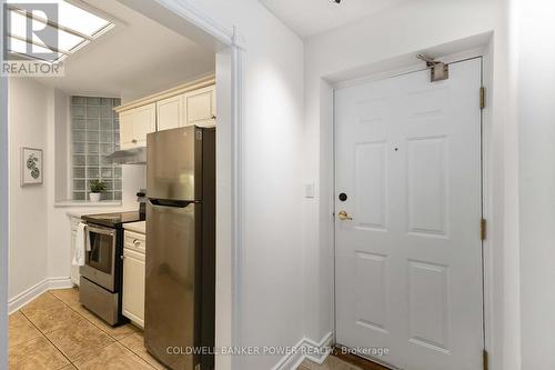 308 - 460 Wellington Street, London East (East F), ON - Indoor