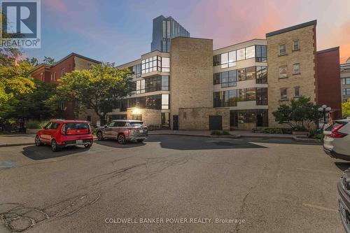308 - 460 Wellington Street, London East (East F), ON - Outdoor