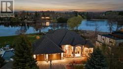 25 WINDING WAY Ottawa, ON K2C 3H1