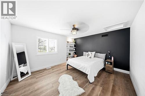 464 West Edith Cavell Boulevard, Port Stanley, ON - Indoor Photo Showing Bedroom