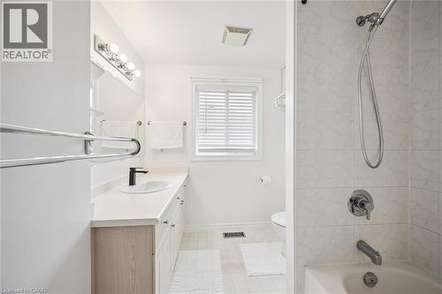 116 Kerwood Drive, Cambridge, ON - Indoor Photo Showing Bathroom