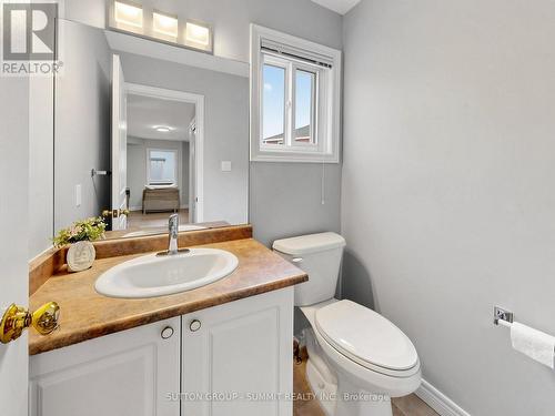 1763 Willow Way, Mississauga, ON - Indoor Photo Showing Kitchen