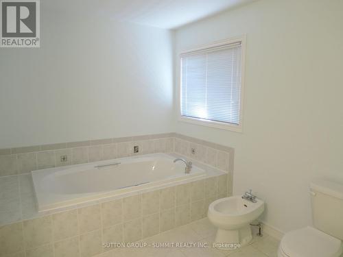 1763 Willow Way, Mississauga, ON - Indoor Photo Showing Other Room
