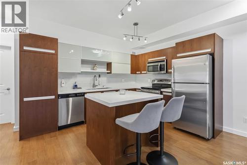 202 1015 Patrick Crescent, Saskatoon, SK - Indoor Photo Showing Kitchen