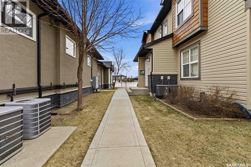 202 1015 Patrick Crescent, Saskatoon, SK - Outdoor