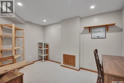 114 Woods Court, Saskatoon, SK - Indoor