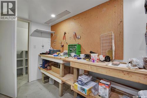 114 Woods Court, Saskatoon, SK - Indoor Photo Showing Other Room