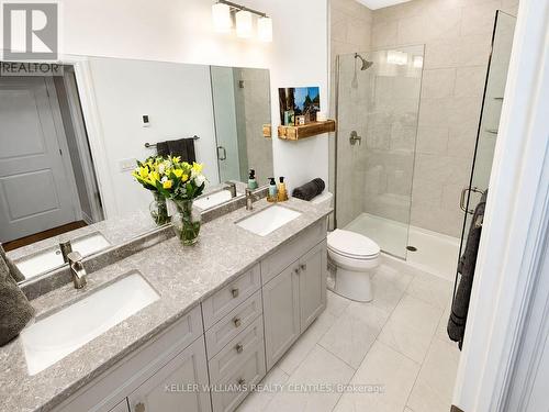 Primary ensuite - heated floors - 1107 - 1880 Gordon Street, Guelph, ON - Indoor Photo Showing Bathroom
