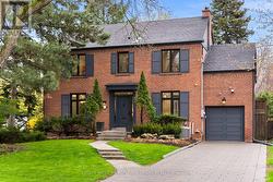 137 CHELTENHAM AVENUE Toronto, ON M4N 1R1