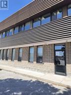 2A - 12 UPJOHN ROAD  Toronto, ON M3B 2V9