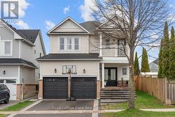 67 SCADDING AVENUE  Whitby, ON L1N 9X3