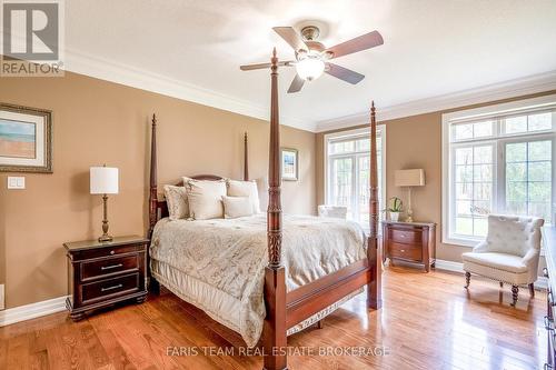 20 Mourning Dove Trail, Tiny, ON - Indoor Photo Showing Bedroom