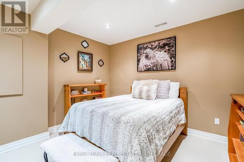 20 Mourning Dove Trail, Tiny, ON - Indoor Photo Showing Bedroom