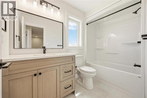 644 Ketter Way, Plympton-Wyoming, ON - Indoor Photo Showing Bathroom