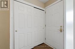 Foyer - 
