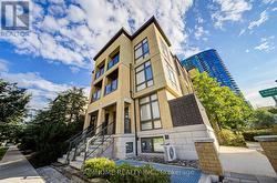 6 - 11 ELDORA AVENUE Toronto, ON M2M 1R3
