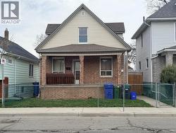 1378 ERIE STREET East Unit# LOWER Windsor, ON N9A 3Z7