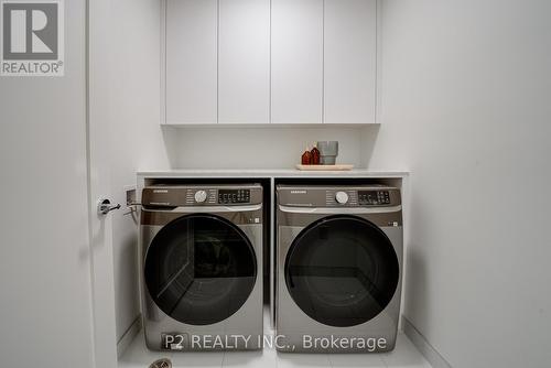 311 - 2 Forest Hill Road, Toronto, ON - Indoor Photo Showing Laundry Room